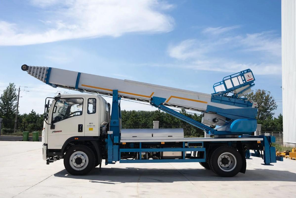 象山县云梯上料车租赁费用